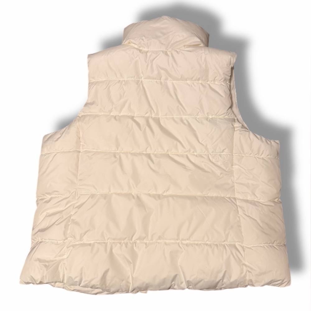 Old Navy Woman's Fleece Lined White Puffer Vest Pockets Snaps High Collar XXL - Picture 2 of 7